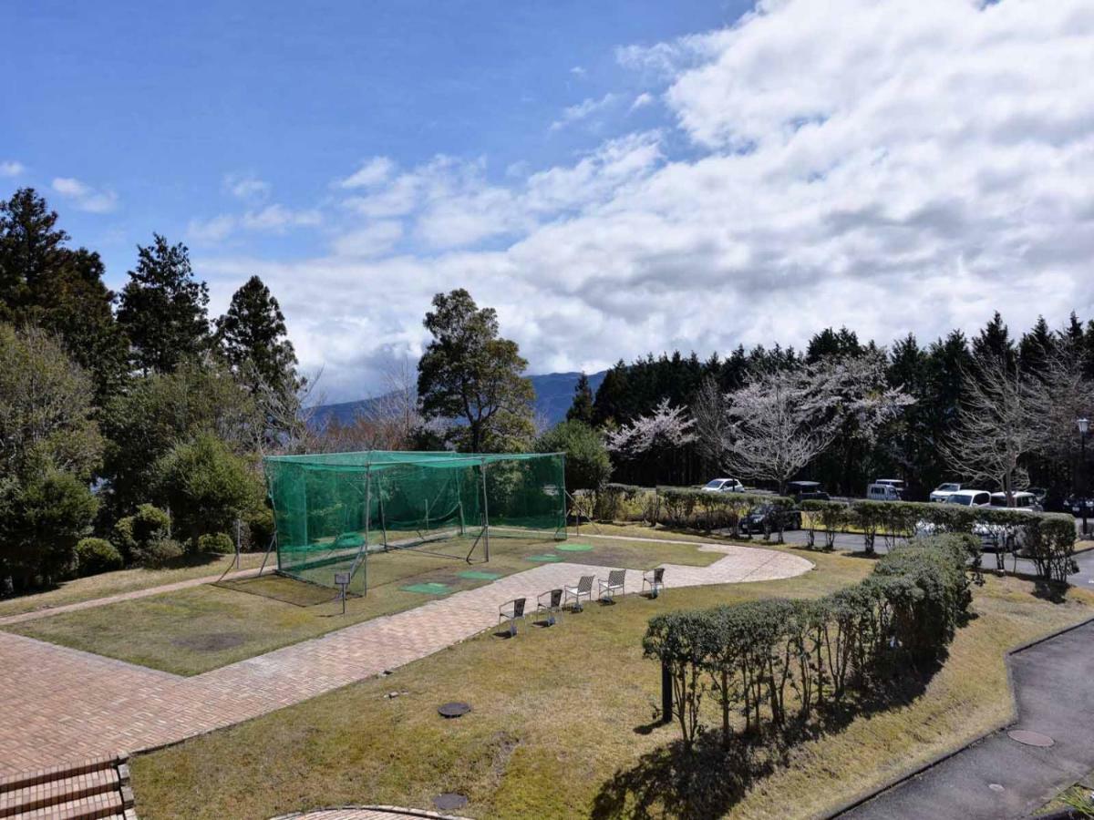 Yugashima Golf Club & Hotel Resort Идзу Экстерьер фото
